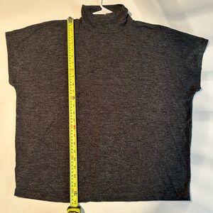 Loft short sleeve sweater